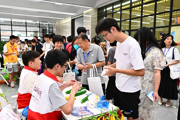AG贵宾会助力大学生抗艾防艾宣传教育项目再起航